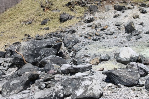 The Murder Stone - 殺生石 Sesshoseki, Nasu Yumoto